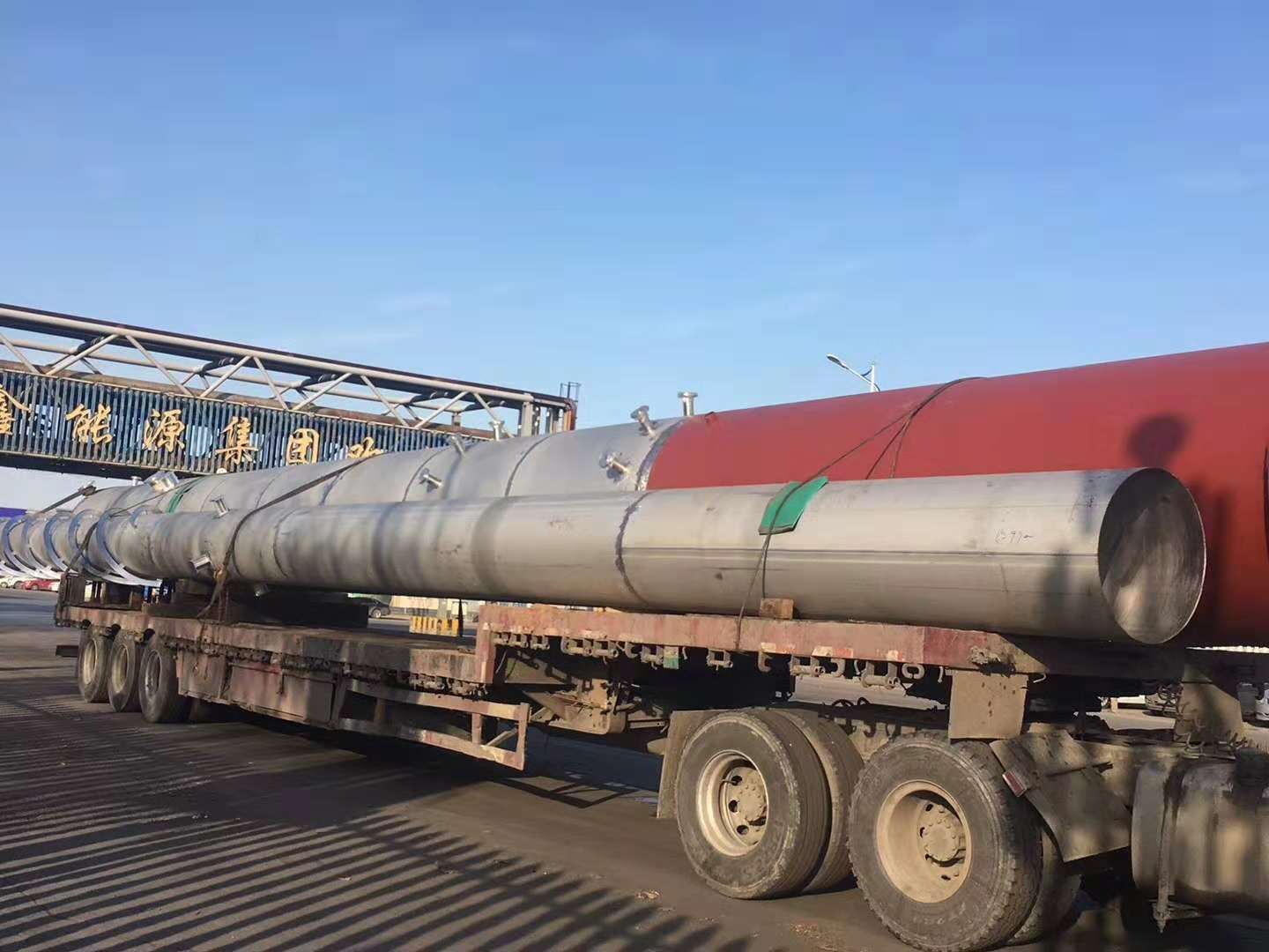 初冷塔器發(fā)貨